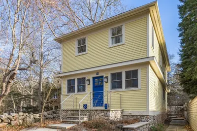 117 Gardiner Rd 1