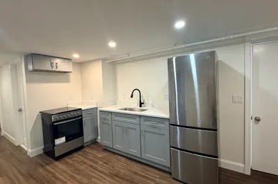 206 Reservoir Ave #2 1