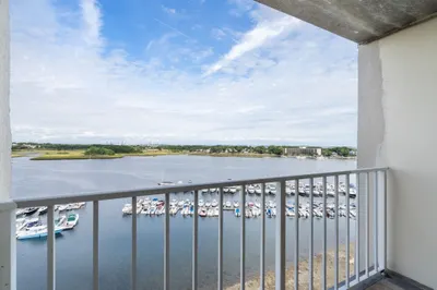 200 Cove Way #1012 1