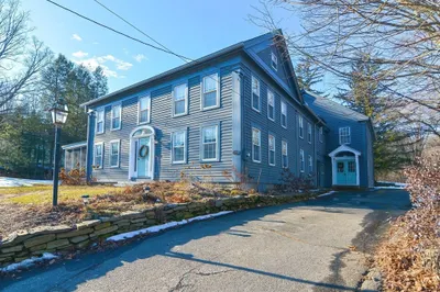 249 Main St 1