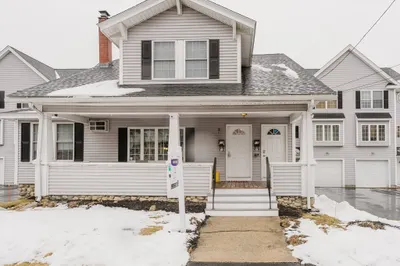 18 Dana St #1 1