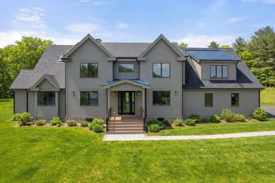 14 Fiske Pond Road 1