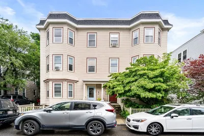 38 Goldsmith Street #2