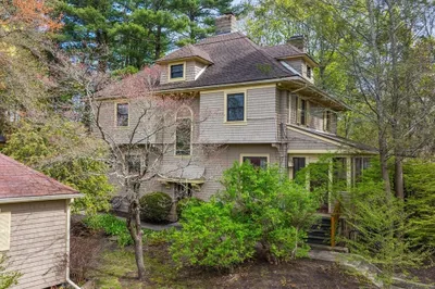 186 Elm Street 1