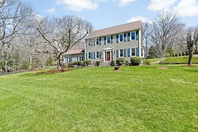 19 Crestview Dr 1