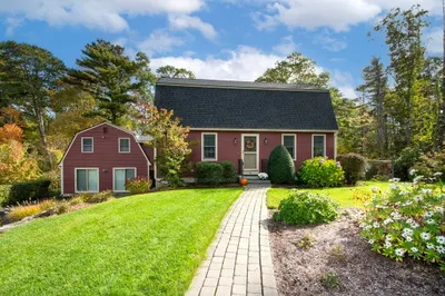 16 Mcclellan Dr 1