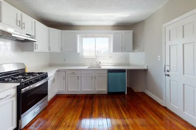 280 Mcgrath Highway #2 1