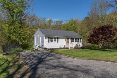 75 Fairview Park Rd