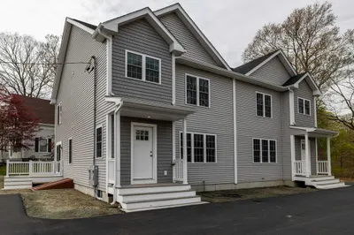 215 W Britannia #Unit B 1