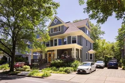 51 Naples Rd 1