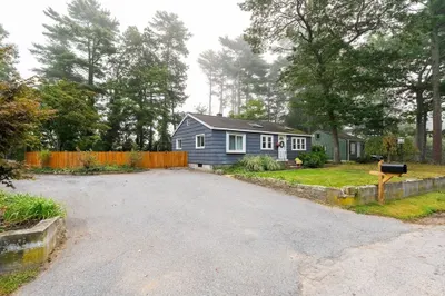 61 Cedar Dr