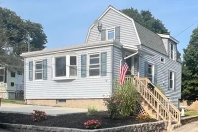 76 Squanto Road 1