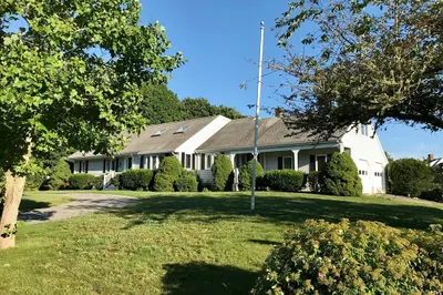 7 Oxford Dr 1