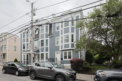 205 W 6th Street #205