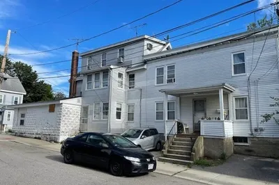 40 Bridges St 1