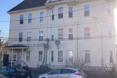 74 Reynolds St #1N 1