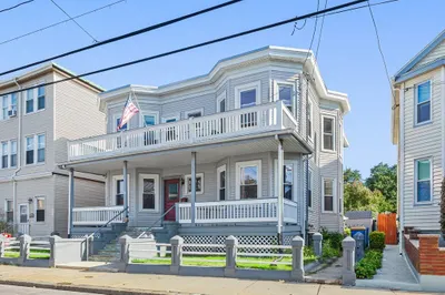 332 Shirley St #1