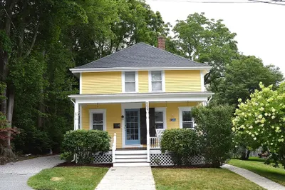 238 Old Colony Ave 1