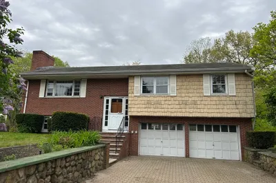 174 Lexington St 1