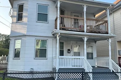 103-105 Bowdoin St 1