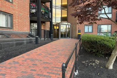 60 Rantoul Street #116 1
