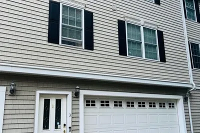 39 Bacon St #3 1