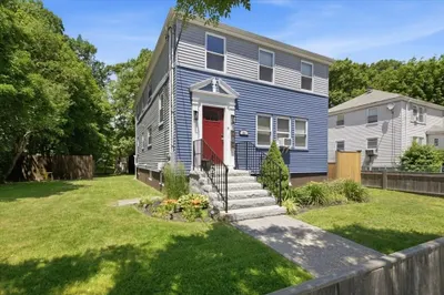 34 Favre St