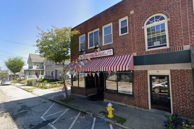 52 Central St 1