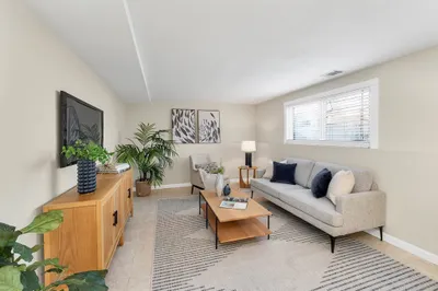 28 Seabury #28