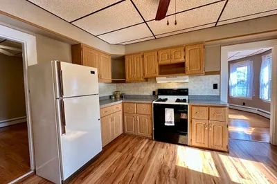 6 Trull St #1