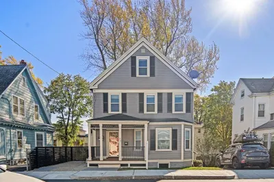 77 Botolph St #2 1