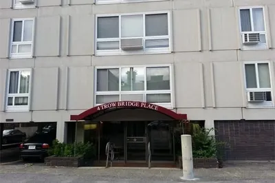 4 Trowbridge Place #3B