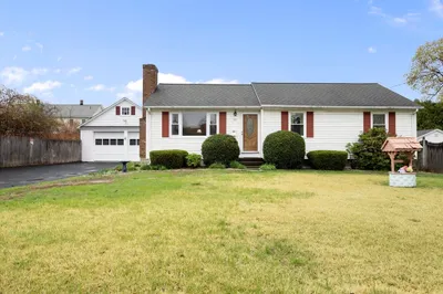 73 Gardner Rd 1