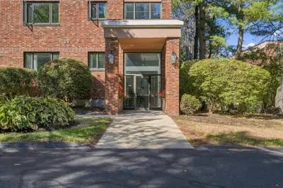 12 Ledgewood Way #21 1