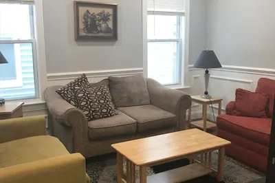38 Crescent Ave #1 1