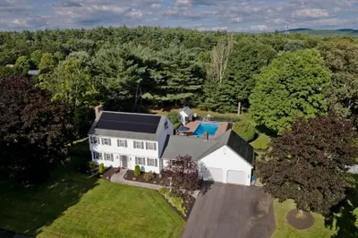 12 Stonegate Cir 1