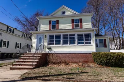 2 Sheldon Rd