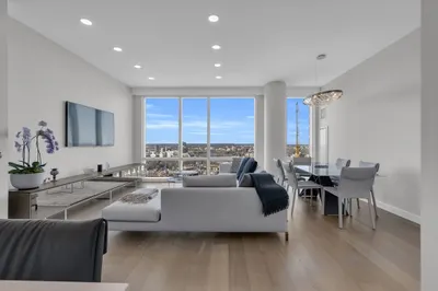 188 Brookline Ave #27E 1