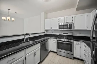 269 Allerton Commons Ln #269 1