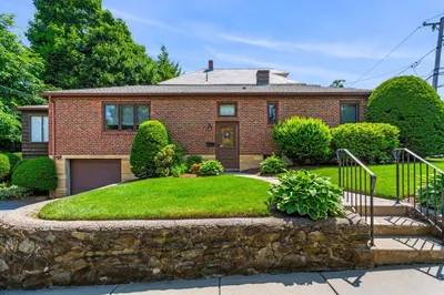 5 Bencliffe Circle 1