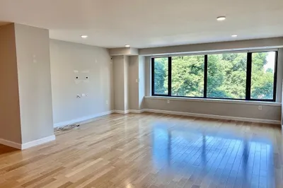 165 Tremont St #403