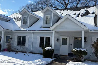 88 Pines Edge Dr #88 1