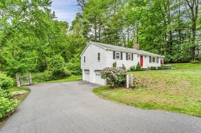 23 Cherokee Road
