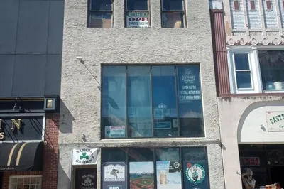121 Main St 1