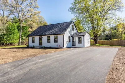 386 Lucy Little Road 1