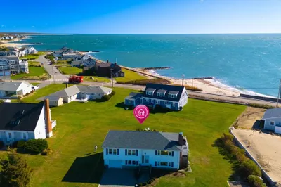 106 Beach St 1