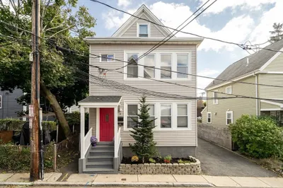 6 Wilson Avenue #2