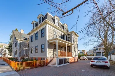 132 Perkins Street #4