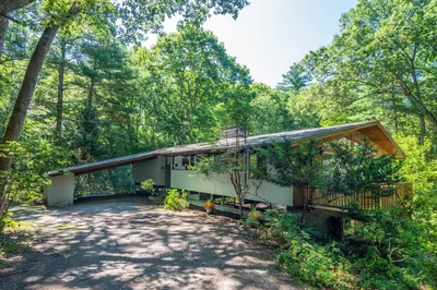 20 Stonehedge Rd 1