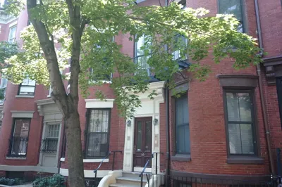 66 Clarendon St #1